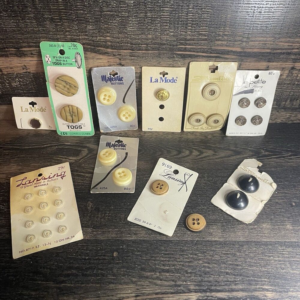 Large Lot Vintage Sewing Buttons NOS La Mode Majestic Streamline Lansing Mixed